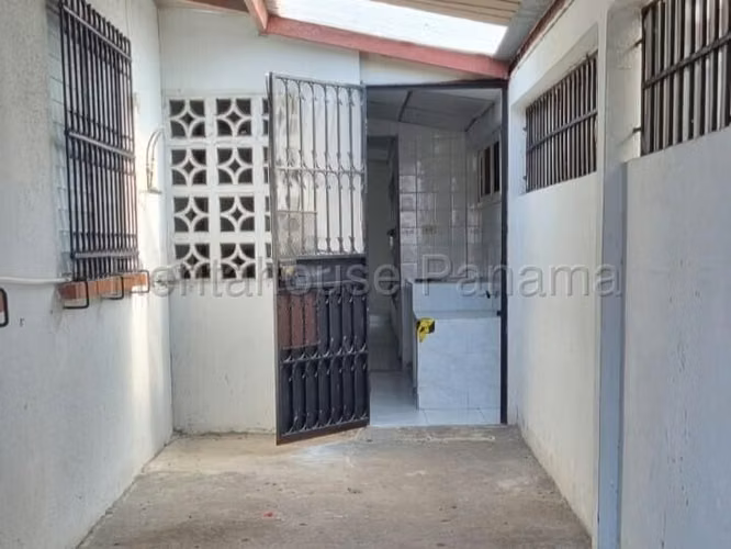 Venta de Casa en Chanis, San Gerardo Mayela (Solo Cliente Directo)