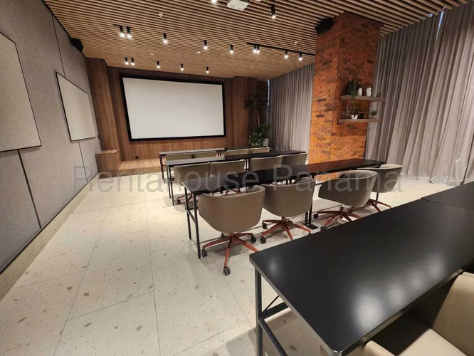 VENTA DE APARTAMENTO EN COCO DEL MAR PH DOVLE CINCUENTENARIO RR