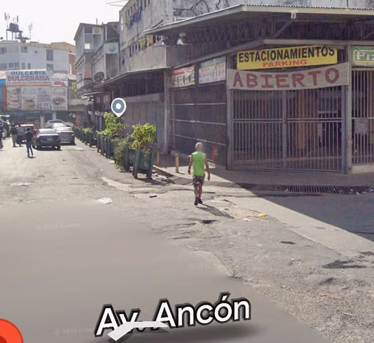 Se Alquila Locales Comerciales Recien Remodelados - Imagen 2