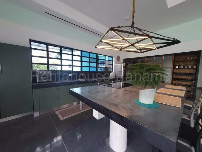 Casa Amoblada en Venta en Llano Grande Cocle CIG264193