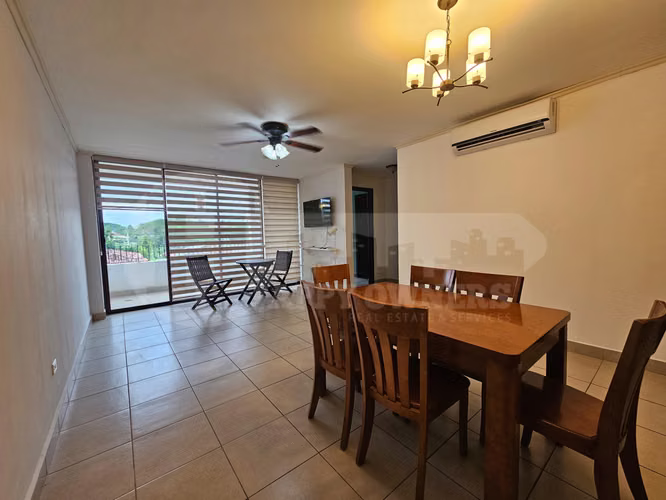 Alquiler o Venta de Apartamento en Residencial Cubita, Chitré. MB