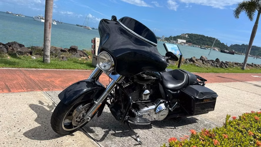 Harley Davidson FLHX STREET GLIDE Año 2013