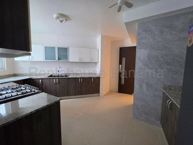 Venta de Apartamento en Costa del Este Ph Country Club ANL