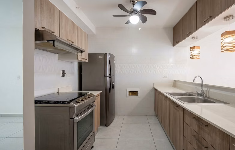 * Apartamento en Edison Park I amoblado I 2 Rec I con balcon y excelente ubicacion