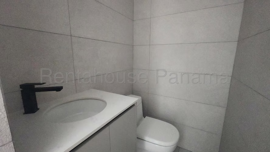 Alquiler de Apartamento en Paitilla Ph Aquapoint NS