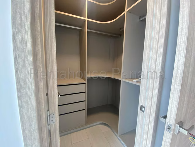 Venta de Apartamento en San Francisco Ph The Towers at 50th NS