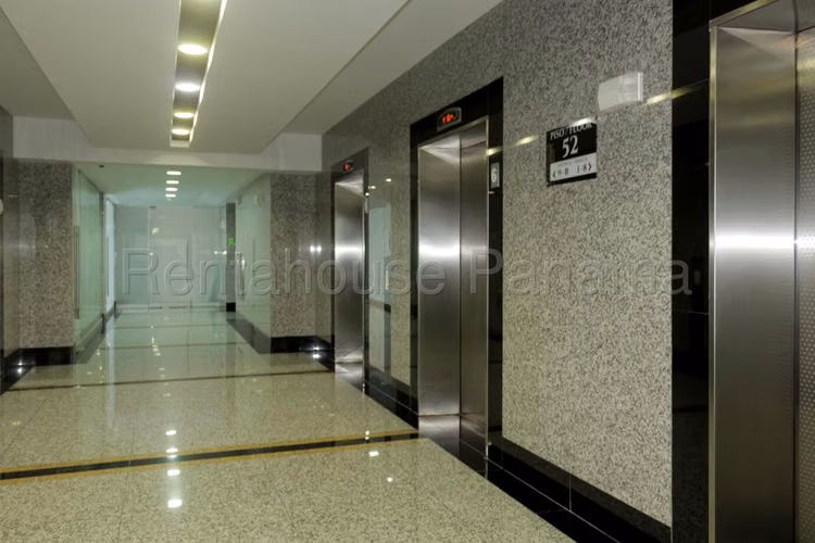 Venta de Oficina en Avenida Balboa Bicsa Tower NS