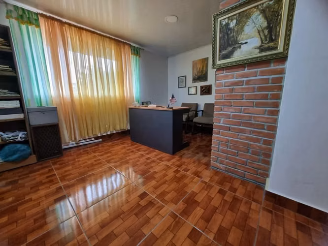 VENDO RESIDENCIA AMOBLADA EN CORONADO 1200 M2 DE TERRENO