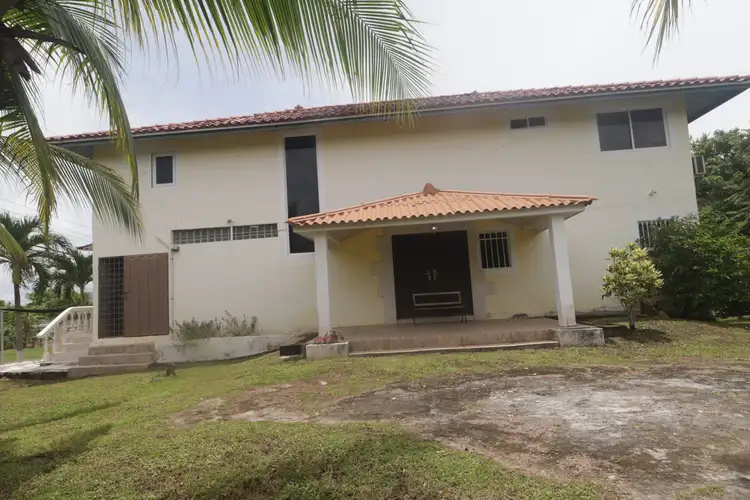 VENDO RESIDENCIA AMOBLADA EN CORONADO 1200 M2 DE TERRENO