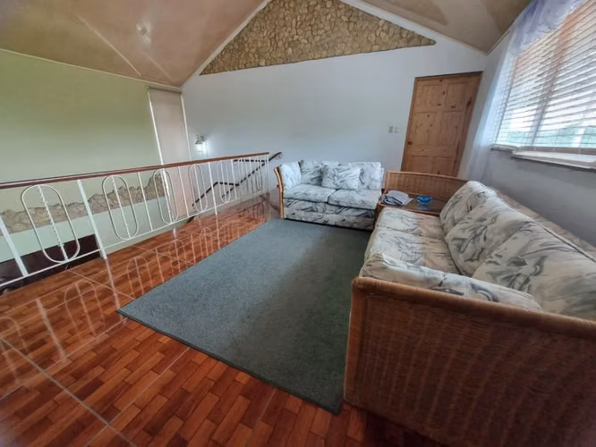VENDO RESIDENCIA AMOBLADA EN CORONADO 1200 M2 DE TERRENO