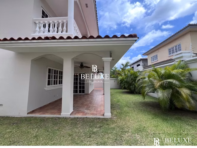 VENTA DE CASA RAINFOREST VILLAS ALTOS DE PANAMA (6)