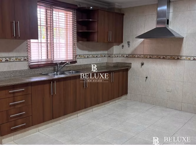 VENTA DE CASA RAINFOREST VILLAS ALTOS DE PANAMA (6)