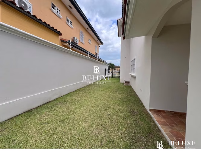 VENTA DE CASA RAINFOREST VILLAS ALTOS DE PANAMA (6)