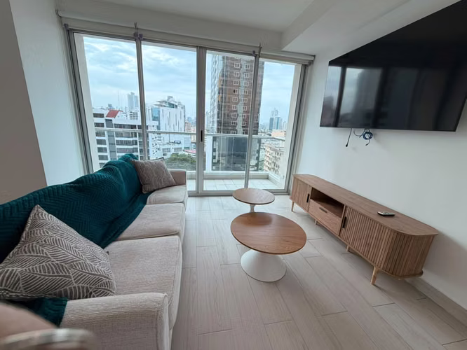Alquiler de apartamento en Obarrio – PH Urbana
