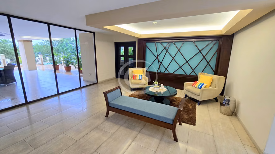 Venta Apartamento Pine Hill Albrook Remate