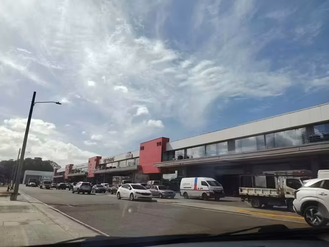 Alquiler de Ofibodega cerca de Costa del Este