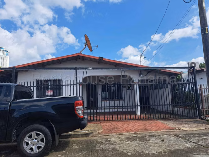 Se Vende Casa en Chanis MDV27-192
