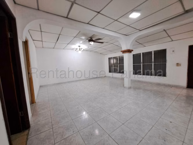 Se Vende Casa en Chanis MDV27-192