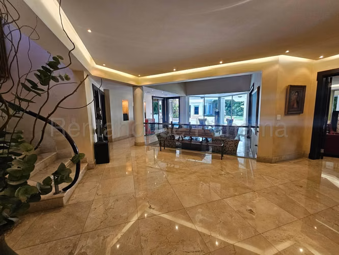 Venta de casa Unifamiliar en Ph Los Almendros 26MVCH5085