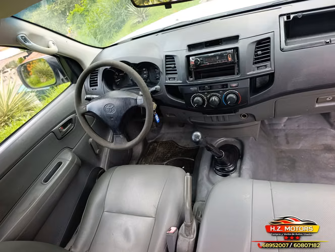 TOYOTA HILUX 2015 NEGOCIABLE - Imagen 5