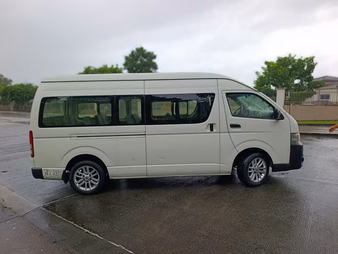 TOYOTA HIACE 2015EGOCIABLE - Imagen 4