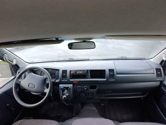 TOYOTA HIACE 2015EGOCIABLE - Imagen 5