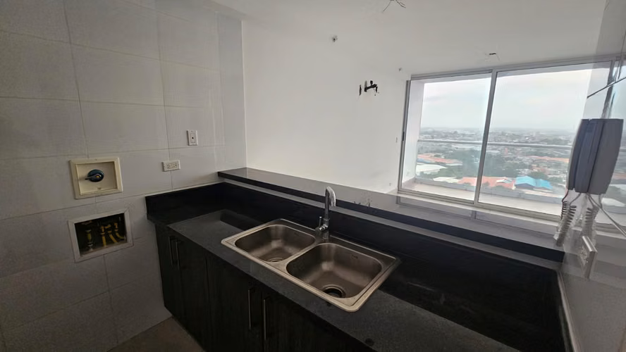 Venta de apartamento en PH Sky Point - Tumba Muerto - Imagen 2