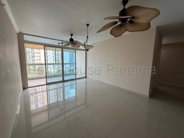 Apartamento en venta en PH Cangrejo Bay 27LRL221