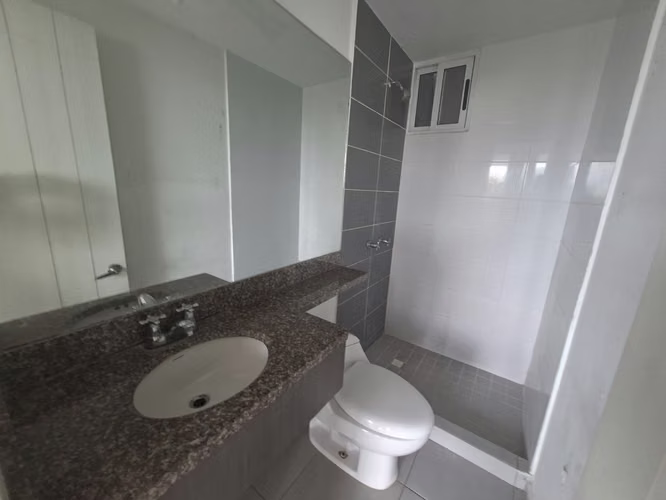 Venta de Apartamento en PH Aviñon - Tumba Muerto