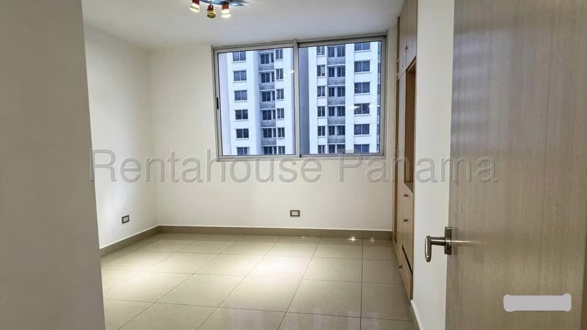 Venta de Apartamento en Condado del Rey 27LBR170
