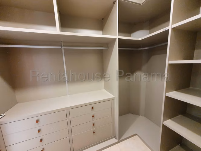 Venta de Apartamento en Santa Maria Ph Greenview CCO