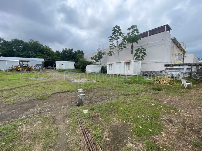 VENTA DE TERRENO EN MILLA 8 TERRENO RR