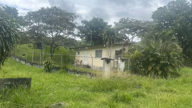 Se vende terreno en Buenos Aires, Chame, entrando por la Carretera hacia Altos del Maria