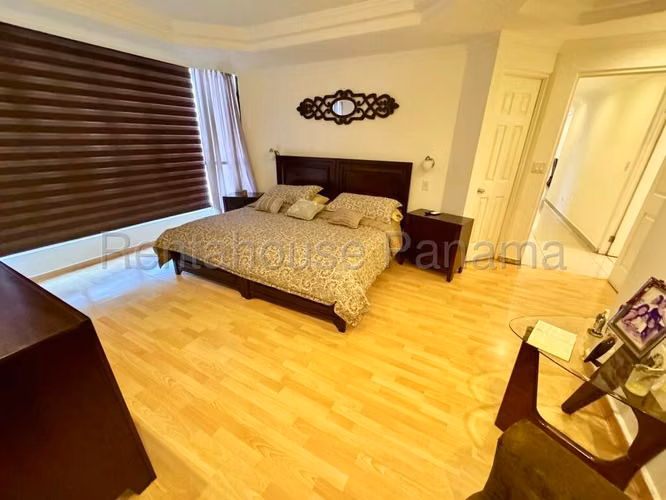 Alquiler de apartamento en Ph Millenium 26MVCH7675