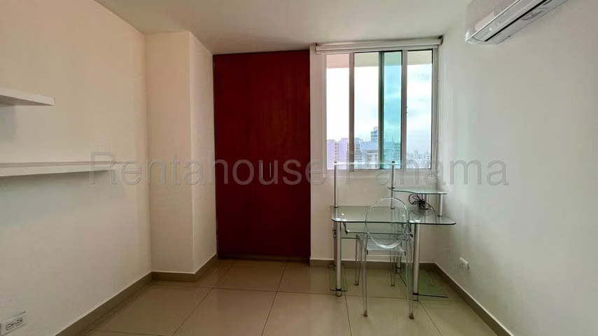 Se vende apartamento en PH Terramar en Vía Israel, San Francisco 27LDC222