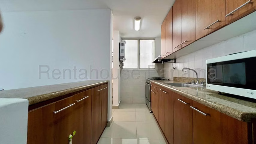 Se vende apartamento en PH Terramar en Vía Israel, San Francisco 27LDC222