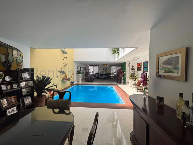 Venta de Casa en Obarrio Casa Nro 06 Solo Cliente Directo MC
