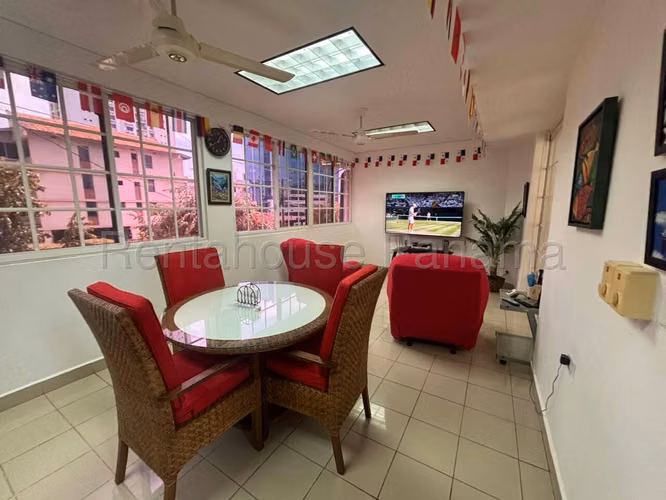 Venta de Casa en Obarrio Casa Nro 06 Solo Cliente Directo MC