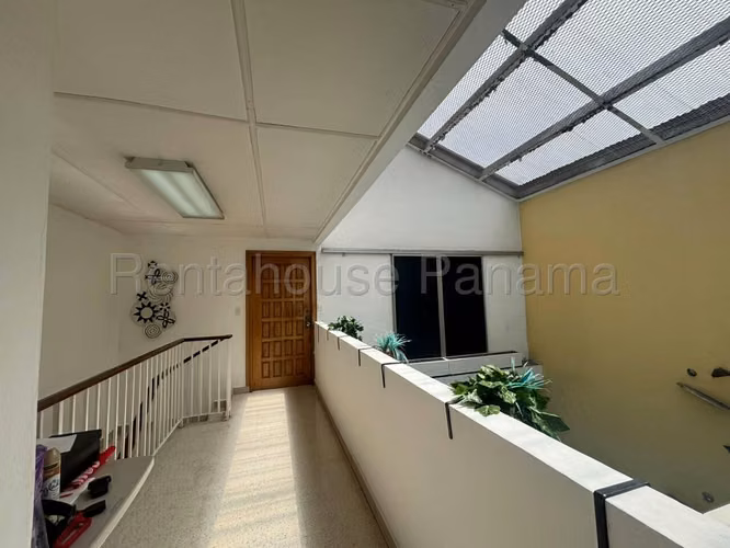 Venta de Casa en Obarrio Casa Nro 06 Solo Cliente Directo MC