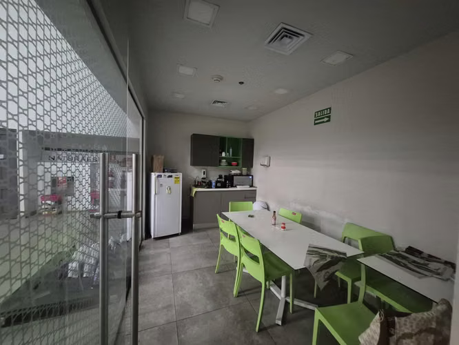 Alquiler de galera de 1,400 mts2 en Juan Diaz
