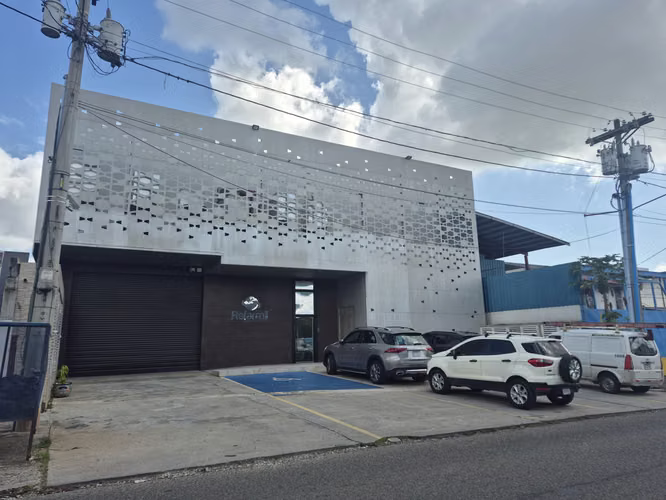 Alquiler de galera de 1,400 mts2 en Juan Diaz