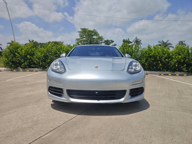 Porsche Panamera S
