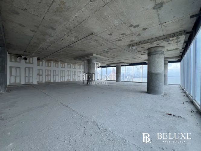 VENTA DE OFICINA EN GRIS EN TORRE OCEANÍA, PUNTA PACIFICA (8)
