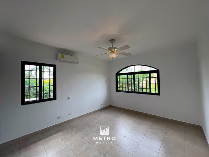 Casa Exclusiva en Venta en Costa del Este