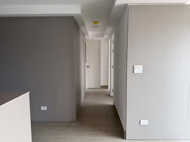 Apartamento en alquiler en PH Armonía para estrenar | 2 recámaras, línea blanca completa y parking.