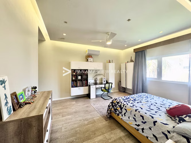 RESIDENCIAL ROYAL PACIFIC - COSTA DEL ESTE