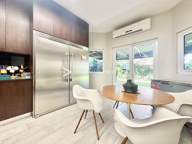 RESIDENCIAL ROYAL PACIFIC - COSTA DEL ESTE