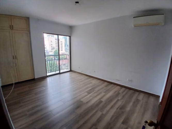 Venta de apartamento en Coco del Mar Edificio Long Beach