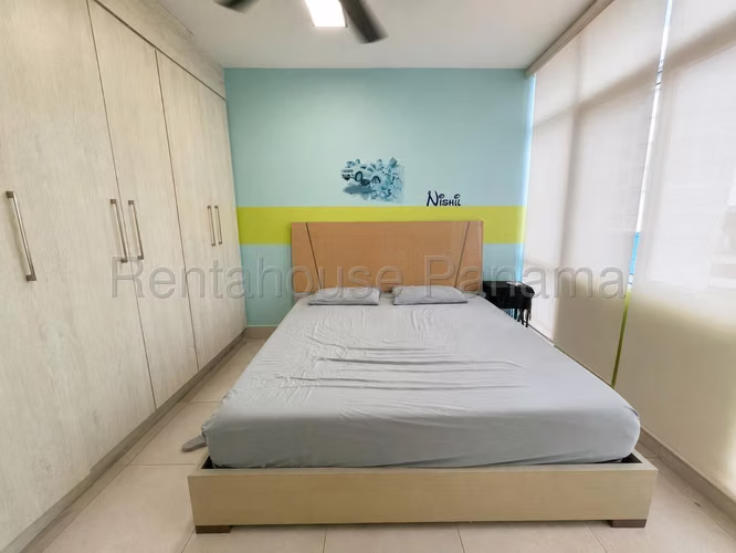 Alquiler de apartamento en Ph Pacific Hills 26MVCH8440