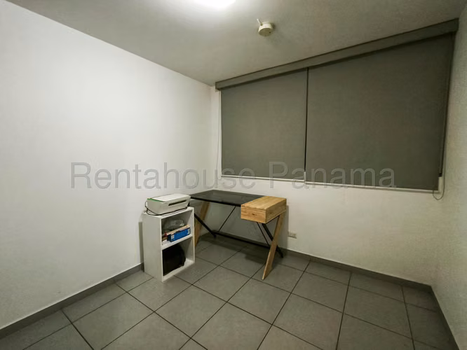 Se Vende Apartamento en El Bosque LA27-322